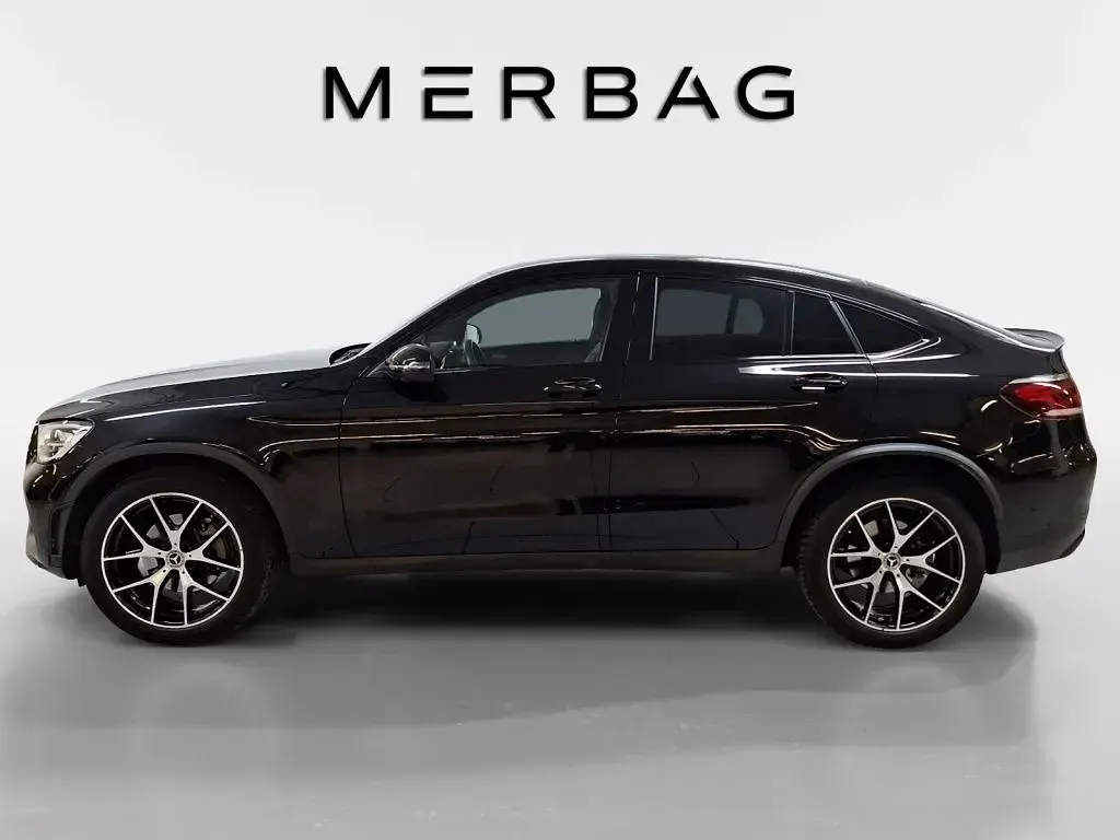 Gebraucht Mercedes GLC300 AMG 258 PS (189 kW) 2023 Schwarz Coupé