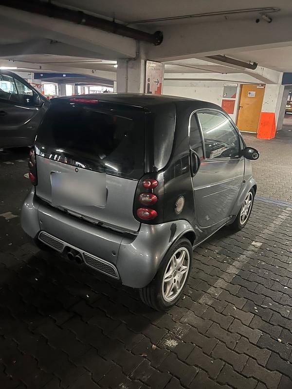 Gebraucht Smart ForTwo Coupé 62 PS (45 kW) 2001 Schwarz Coupé