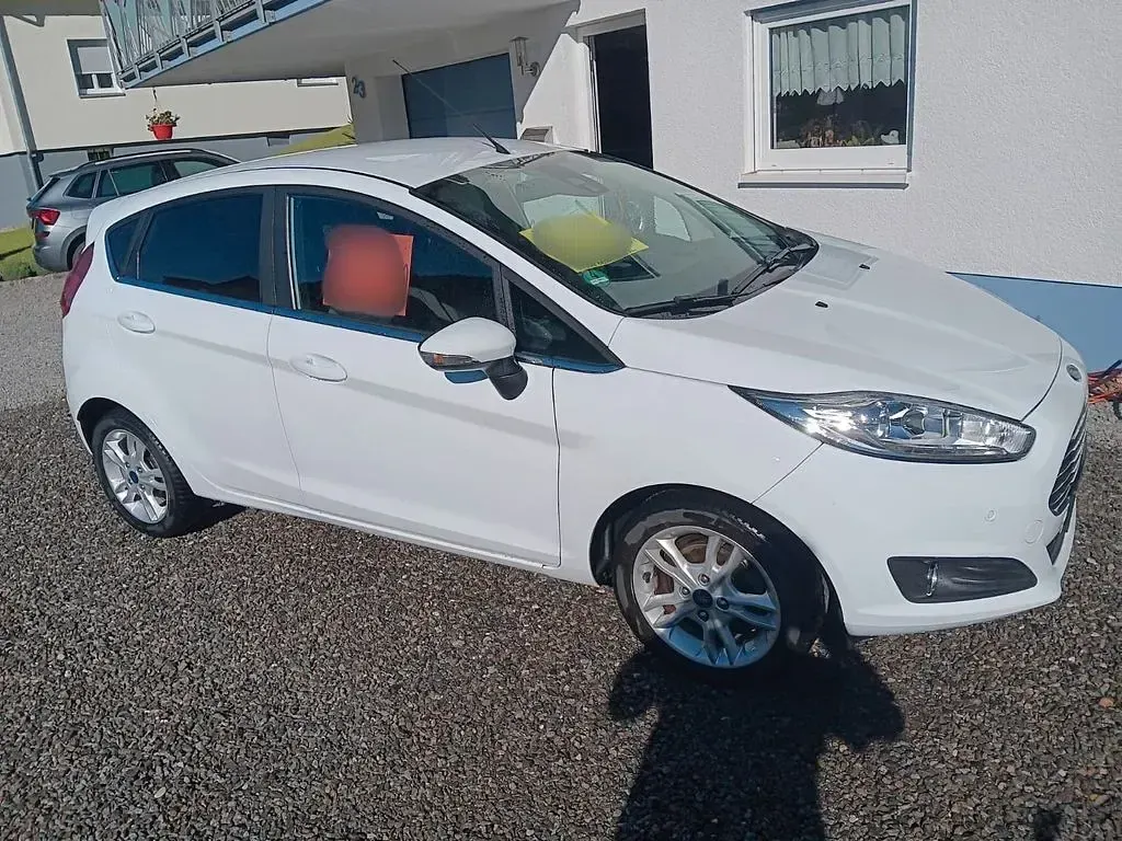 Occasion Ford Fiesta Titanium 101 ch (74 kW) 2017 Blanc Citadine