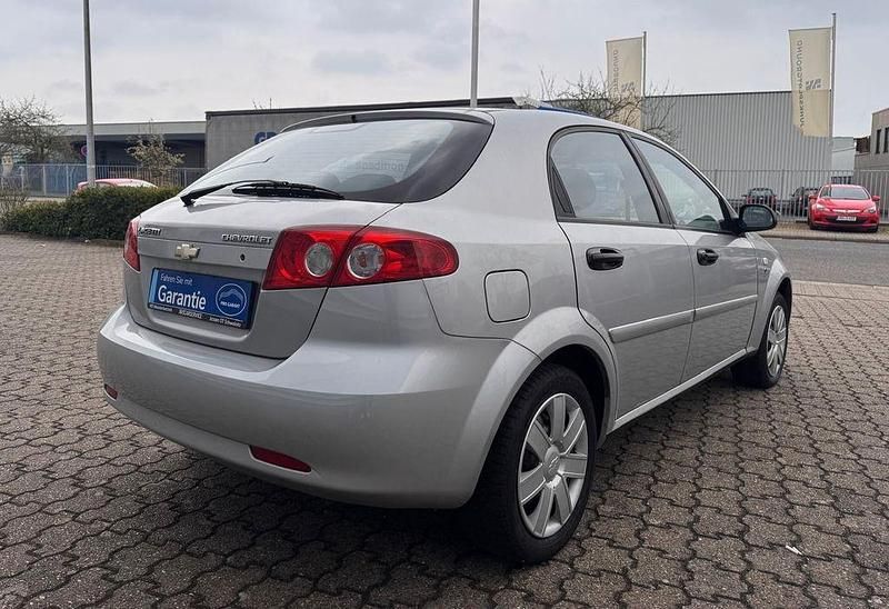 Gebraucht Chevrolet Lacetti SX 109 PS (80 kW) 2005 Silber Limousine