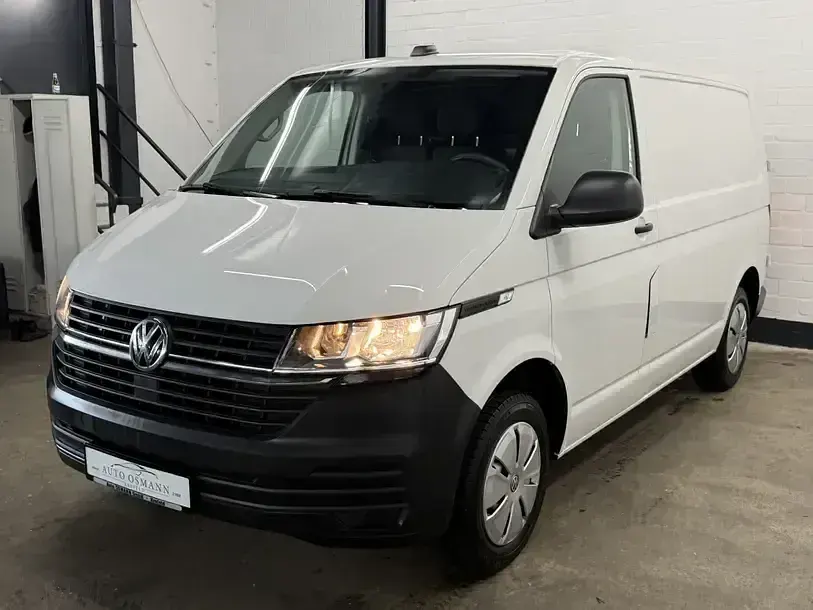Używany VW Transporter 110 KM (80 kW) 2023 Biały Van
