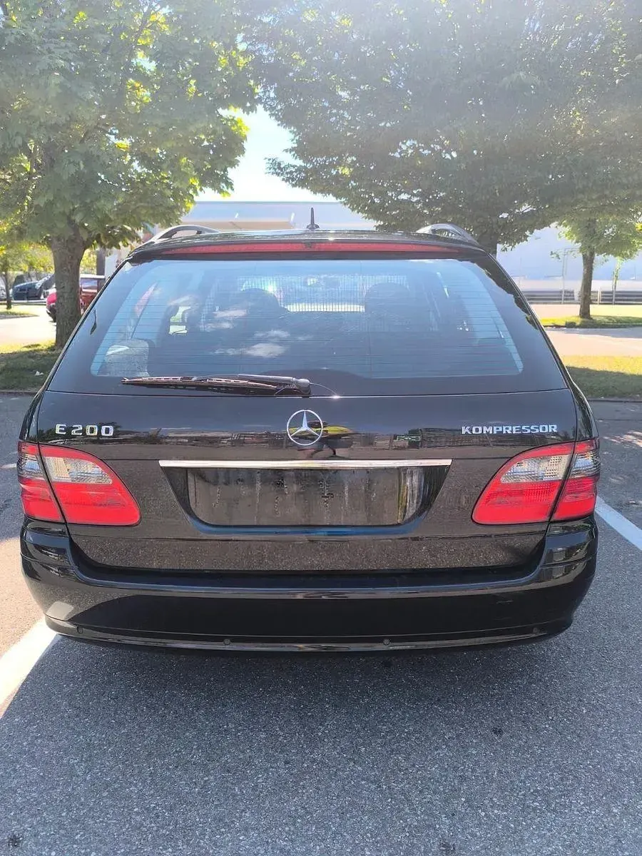 Gebraucht Mercedes E200 Classic 184 PS (135 kW) 2006 Schwarz Limousine