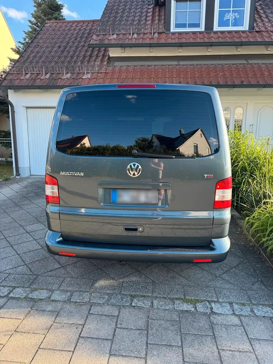 Gebraucht VW Multivan 131 PS (96 kW) 2008 Van / Kleinbus