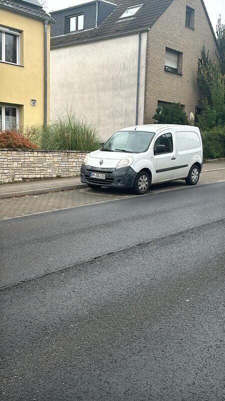 Weiß Gebraucht 2011 Renault Kangoo Van / Kleinbus | 2.500 € - Bild 1/4