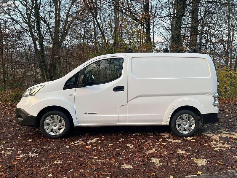 Gebraucht Nissan e-NV200 Comfort 80 kW (109 PS) 2017 Weiß Van / Kleinbus