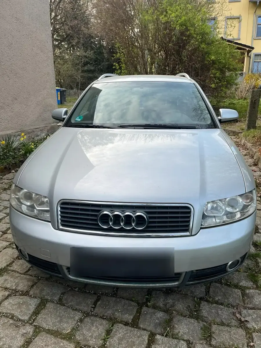 Używany Audi A4 130 KM (95 kW) 2002 Srebrny Kombi