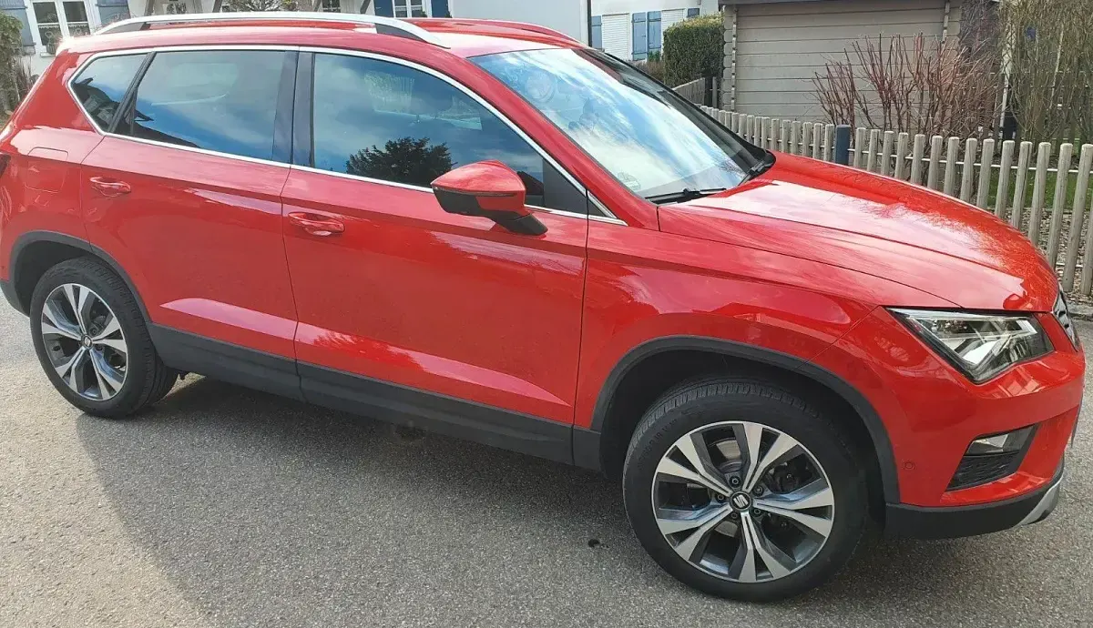 Gebraucht Seat Ateca XCELLENCE 150 PS (110 kW) 2017 Rot SUV