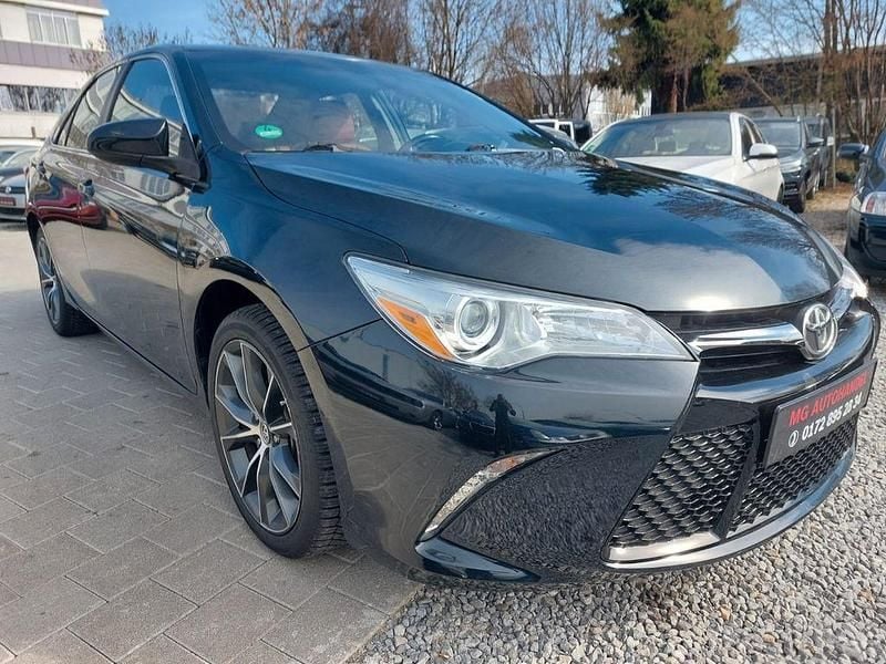 Gebraucht Toyota Camry 181 PS (133 kW) 2015 Schwarz Limousine