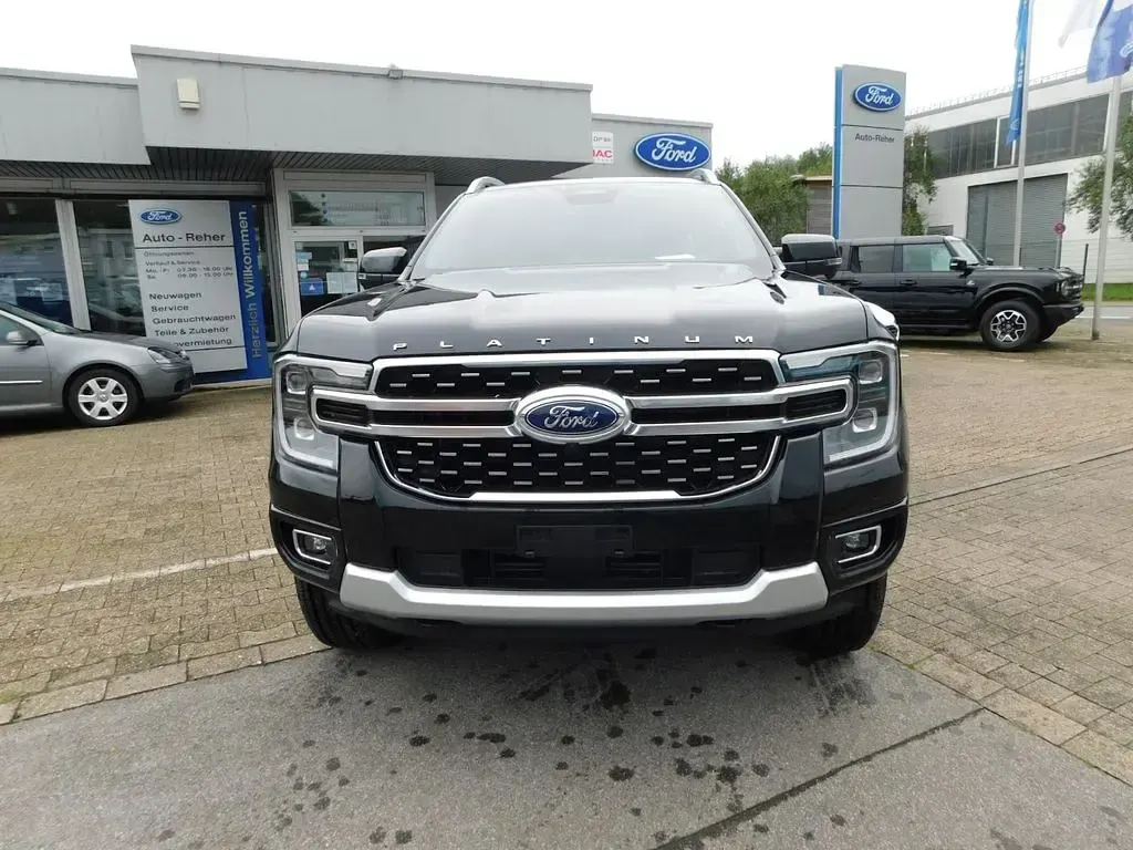Nowe Ford Ranger Platinum 241 KM (177 kW) 2026 Czarny Pickup