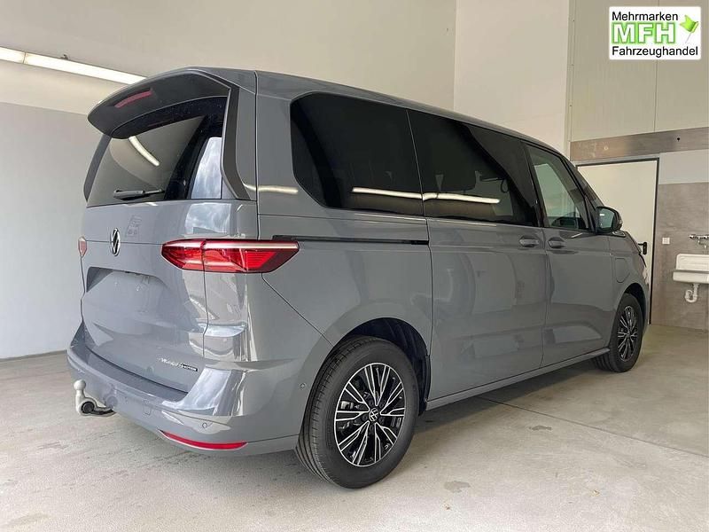 Neu VW Multivan Business 245 PS (180 kW) 2025 Grau Van