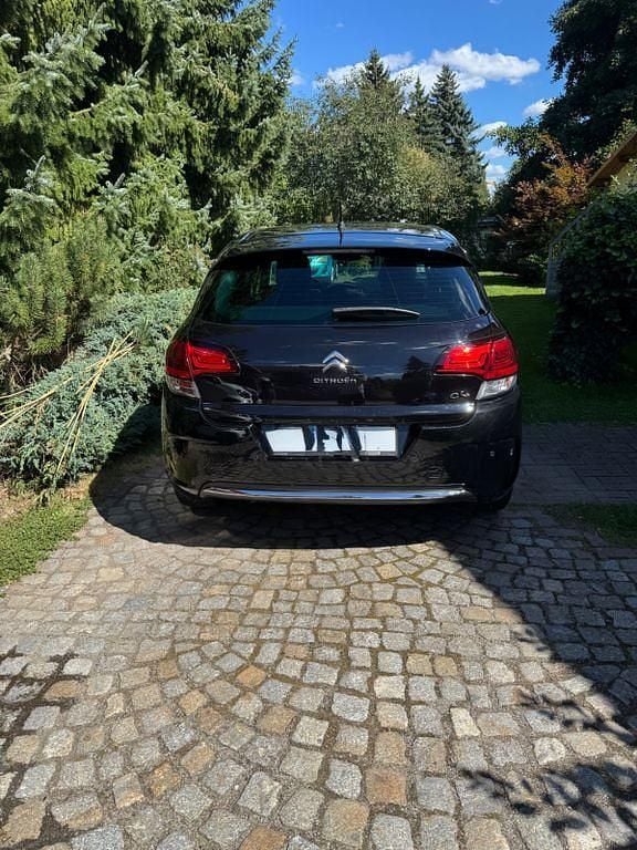 Gebraucht Citroën C4 PureTech 131 PS (96 kW) 2016 Schwarz Limousine