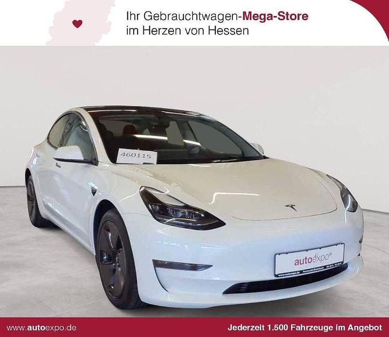 Pearl white multicoat Gebraucht 2022 Tesla Model 3 Limousine | 25.690 € (Superpreis) - Bild 1/4