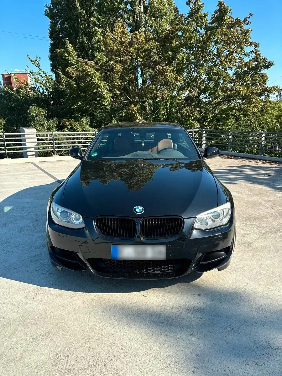 Gebraucht BMW 335 Cabriolet M Sport 306 PS (225 kW) 2012 Schwarz Cabrio