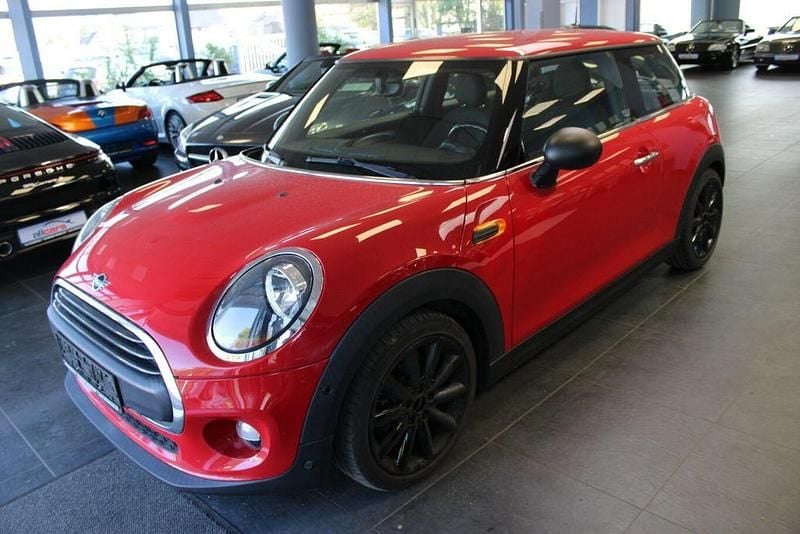 Second-hand Mini ONE 102 CP (75 kW) 2018 Roșu Hatchback