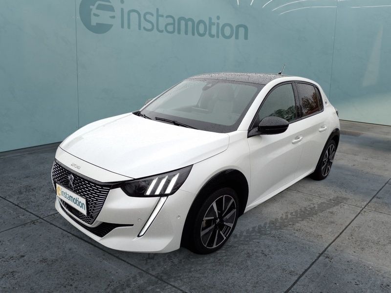Weiß Gebraucht 2020 Peugeot e-208 GT Kleinwagen | 21.440 € (Teuer) - Bild 1/3