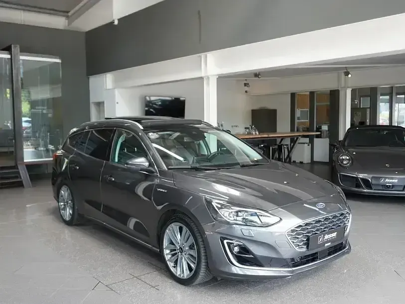 Gebraucht Ford Focus Vignale 150 PS (110 kW) 2019 Grau Kombi