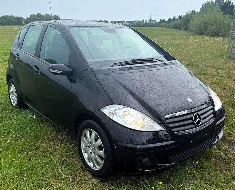 Schwarz Gebraucht 2005 Mercedes A170 Limousine | 5.200 € (Fairer Preis) - Bild 1/4
