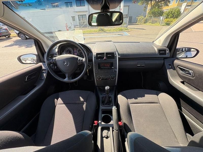 Gebraucht Mercedes A150 95 PS (69 kW) 2006 Silber Kleinwagen