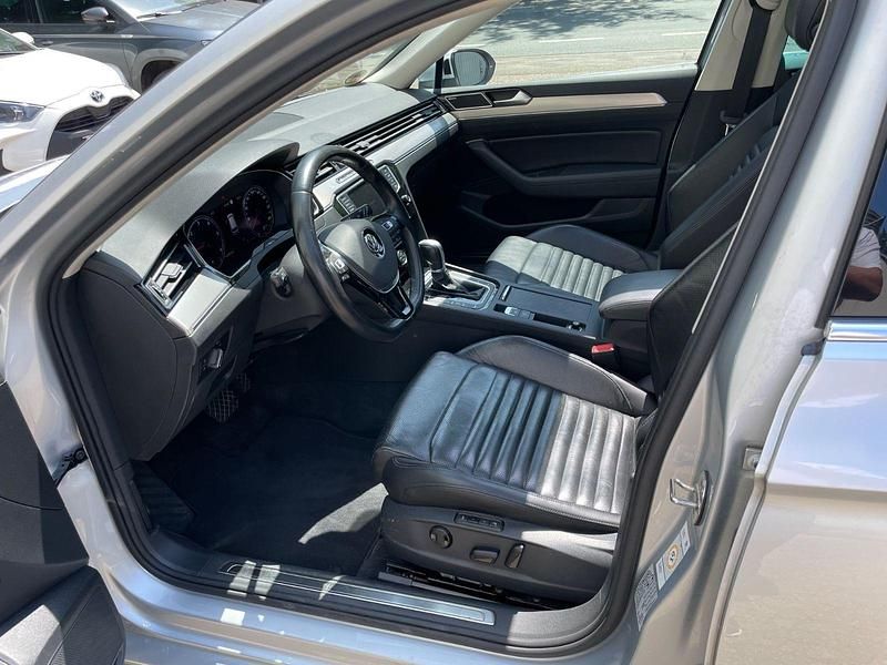 Gebraucht VW Passat Highline 239 PS (175 kW) 2015 Grau Kombi