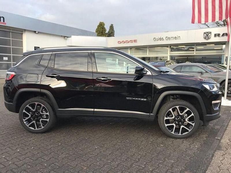 Gebraucht Jeep Compass Limited 170 PS (125 kW) 2020 Schwarz SUV