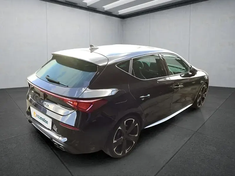 Gebraucht Cupra Leon VZ 300 PS (220 kW) 2024 Schwarz Kleinwagen