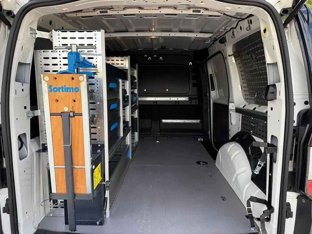 Gebraucht VW Caddy 102 PS (75 kW) 2021 Weiß Van / Kleinbus