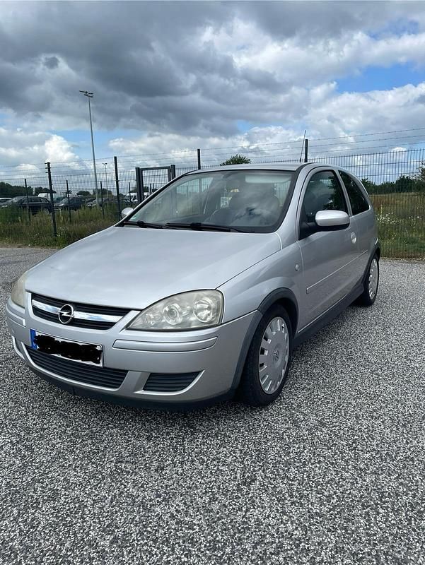 Silber Gebraucht 2006 Opel Corsa Kleinwagen | 1.450 € (Fairer Preis) - Bild 1/4