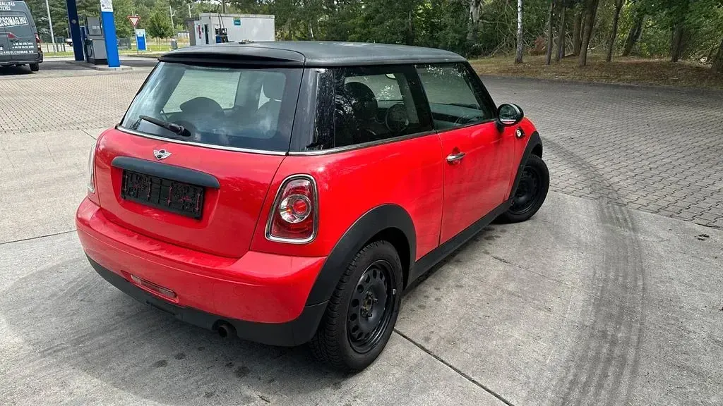 Gebraucht Mini ONE 98 PS (72 kW) 2011 Weiß Kleinwagen