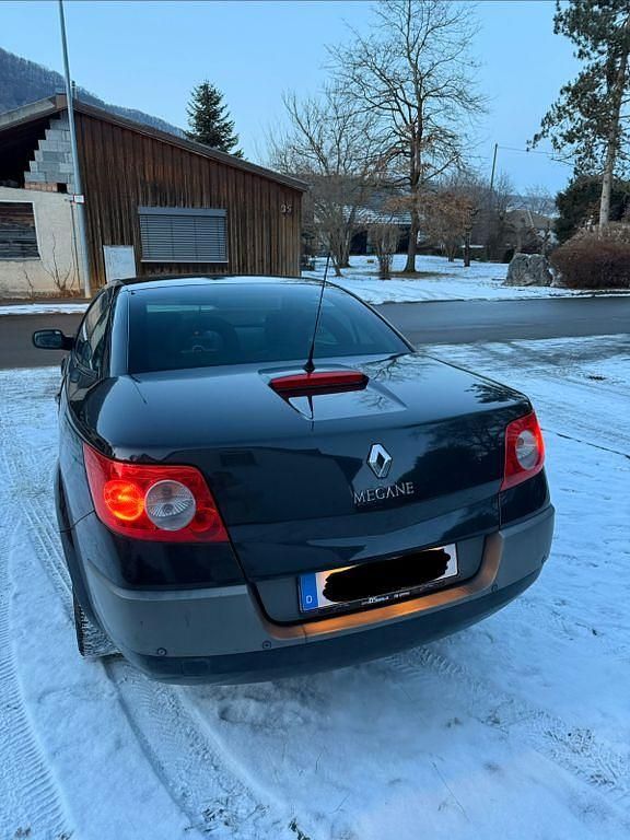Schwarz Gebraucht 2004 Renault Mégane Cabriolet Cabrio | 1.899 € (Fairer Preis) - Bild 1/4