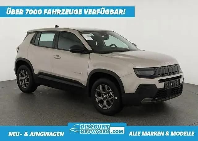 Storm grey Neu 2025 Jeep Avenger Longitude SUV | 25.295 € (Superpreis) - Bild 1/4