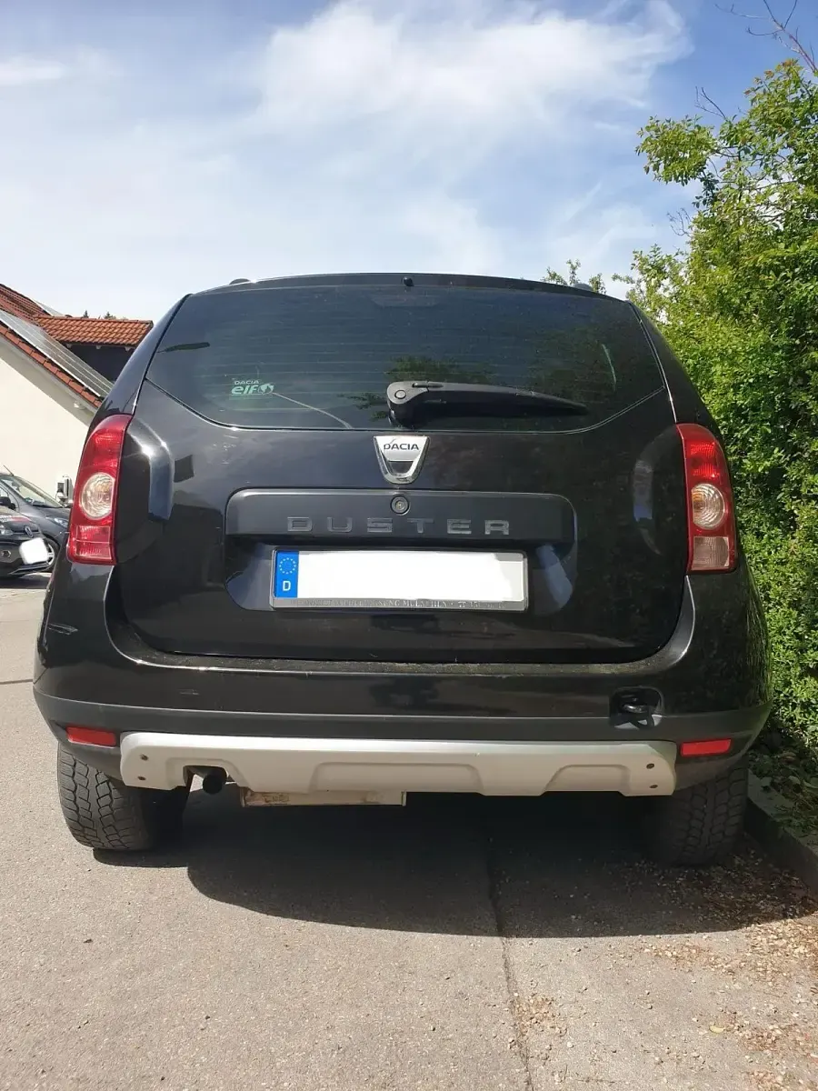 Gebraucht Dacia Duster Prestige 105 PS (77 kW) 2011 Schwarz SUV