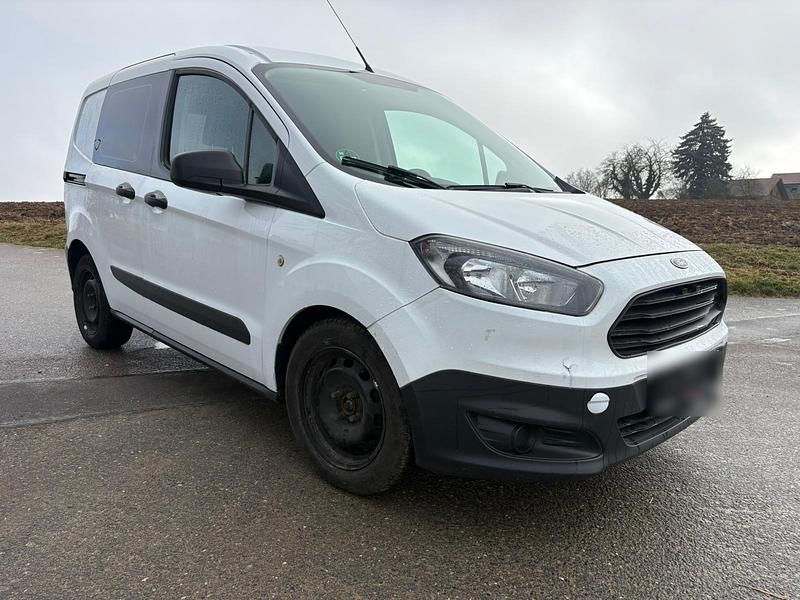Gebraucht Ford Transit 100 PS (73 kW) 2018 Weiß Van / Kleinbus
