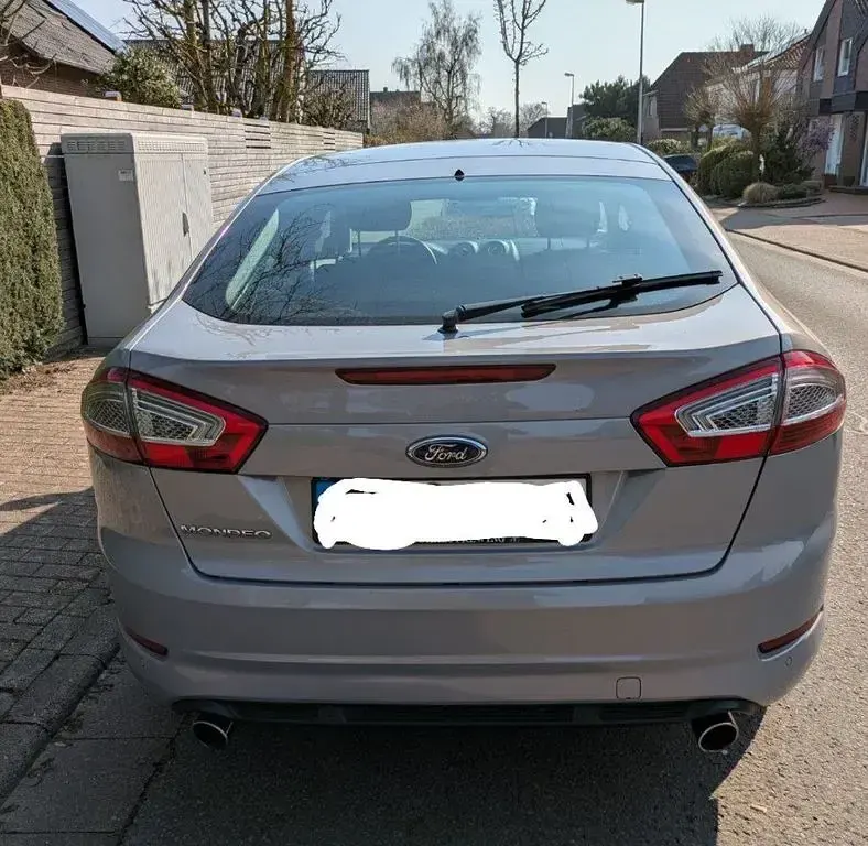 Usata Ford Mondeo 203 CV (149 kW) 2013 Argento Berlina