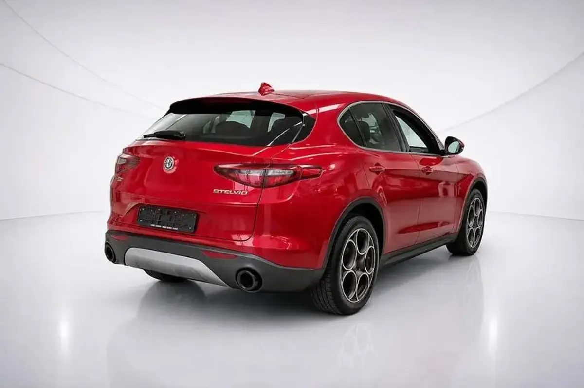 Gebraucht Alfa Romeo Stelvio Ti 280 PS (205 kW) 2022 Rot SUV