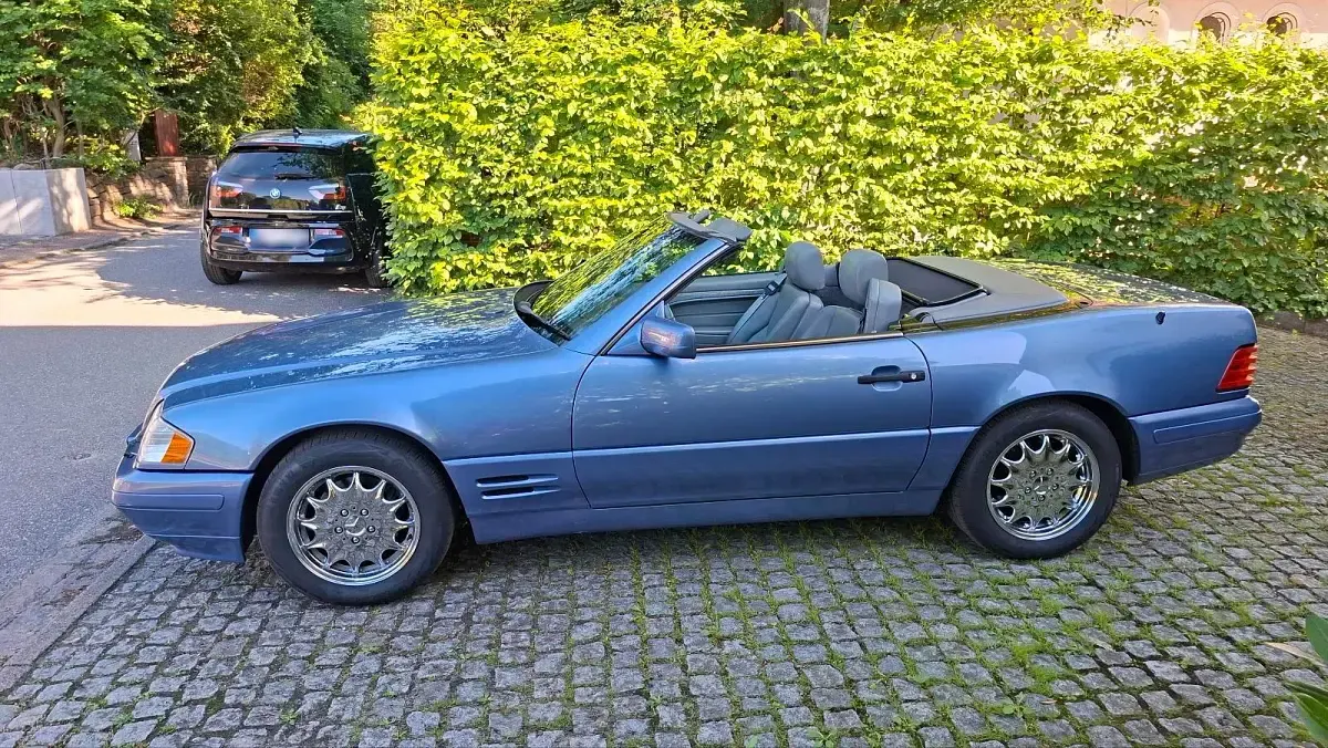Gebraucht Mercedes SL320 231 PS (169 kW) 1997 Blau Cabrio