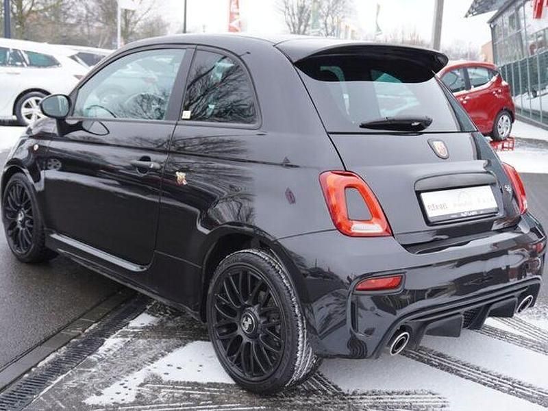 Gebraucht Abarth 595 165 PS (121 kW) 2023 Schwarz Limousine
