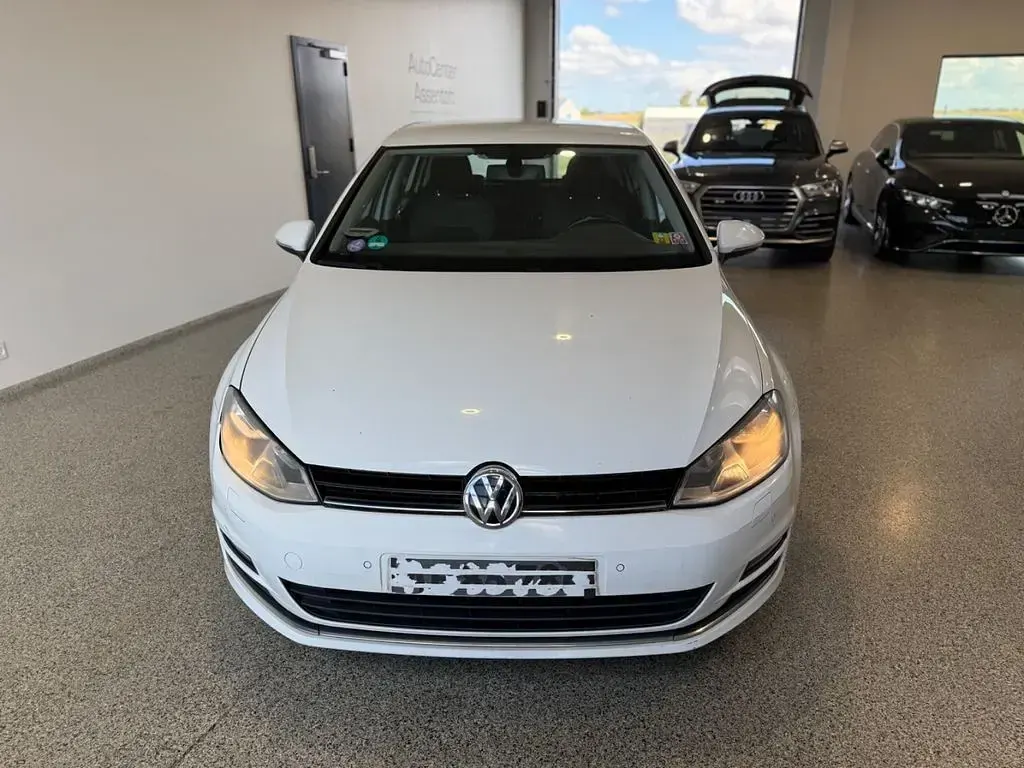 Gebraucht VW Golf VII Highline 140 PS (102 kW) 2013 Weiß Limousine