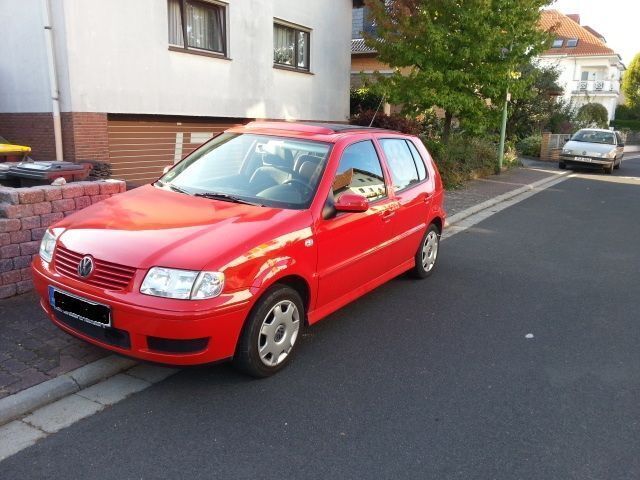 Rot Gebraucht 2001 VW Polo Edition Kleinwagen | 3.200 € - Bild 1/4
