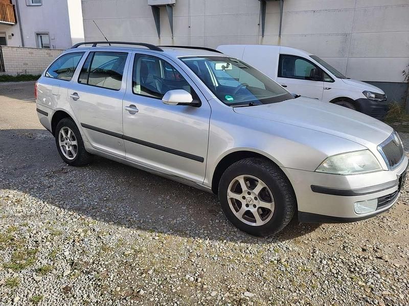 Gebraucht Skoda Octavia 105 PS (77 kW) 2006 Diamantsilber metallic Kombi