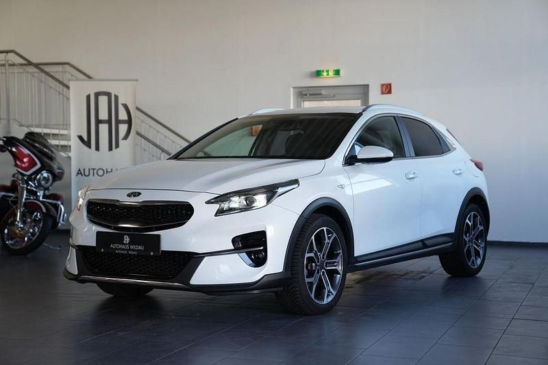 Gebraucht Kia XCeed Vision 160 PS (117 kW) 2021 (hw2) deluxeweiss met. SUV