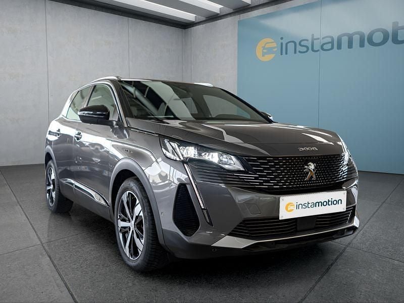 Grau Gebraucht 2021 Peugeot 3008 Van / Kleinbus | 24.649 € (Etwas zu teuer) - Bild 1/4
