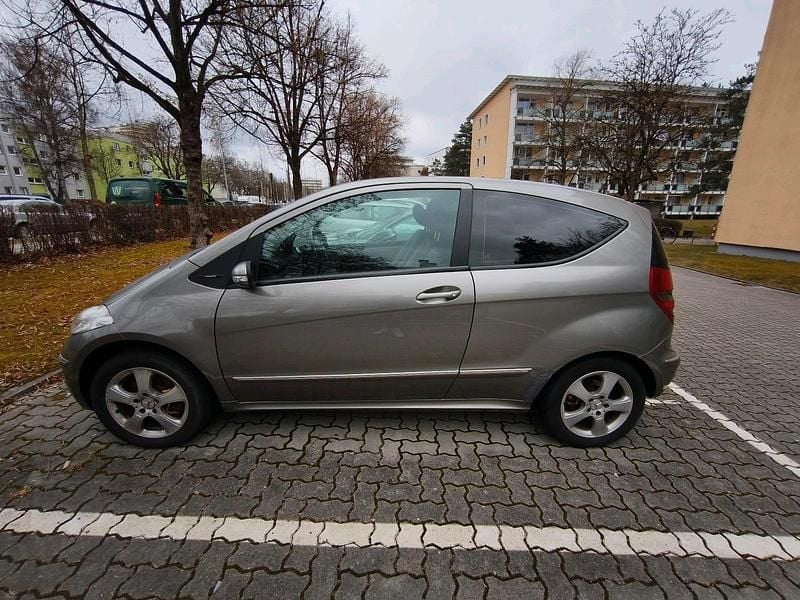 Gebraucht Mercedes A170 116 PS (85 kW) 2006 Grau Coupé