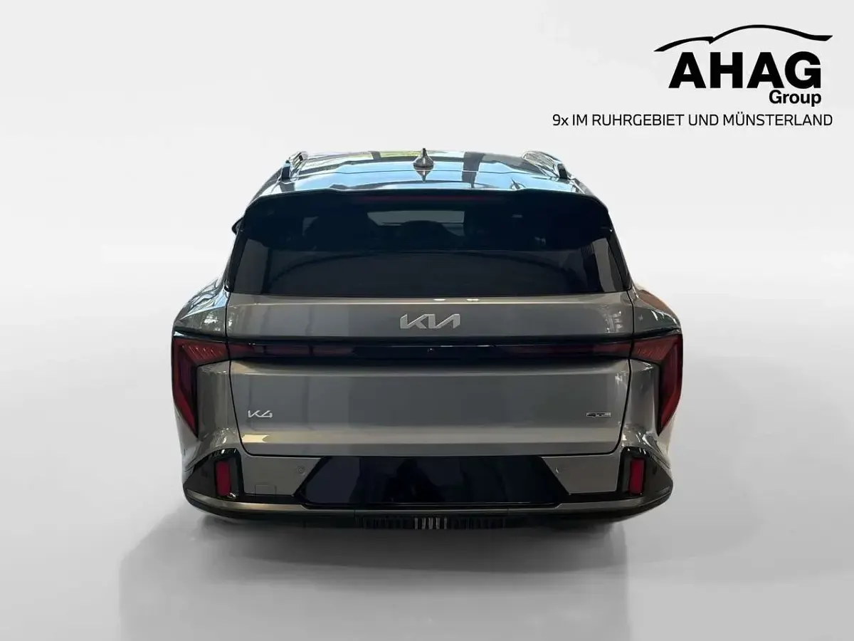 Neu Kia K4 GT 179 PS (131 kW) 2026 Grau Kombi