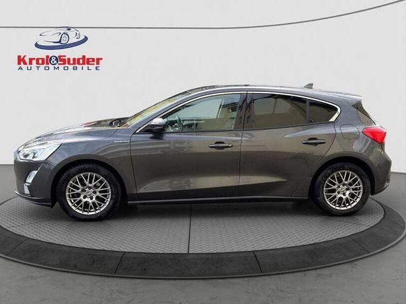 Gebraucht Ford Focus Cool & Connect 125 PS (91 kW) 2018 Grau Limousine
