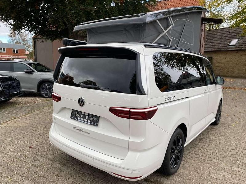 Gebraucht VW California California 150 PS (110 kW) 2025 Candyweiss / deep black perl. Van