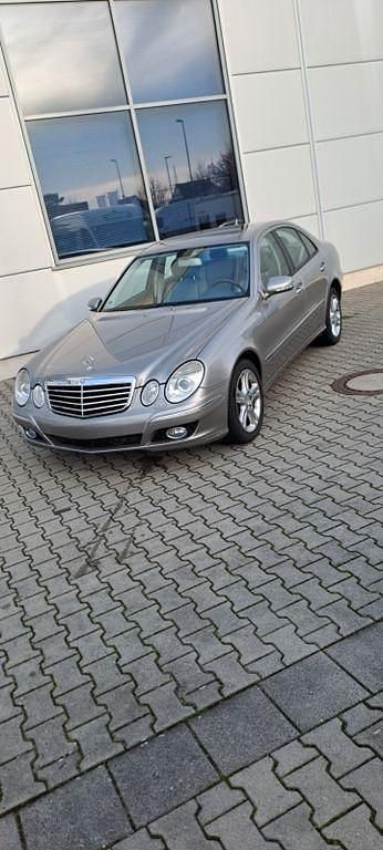 Gebraucht Mercedes E280 Elegance 231 PS (169 kW) 2006 Silber Limousine