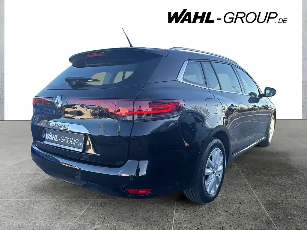 Gebraucht Renault Mégane IV Business 116 PS (85 kW) 2022 Schwarz Limousine