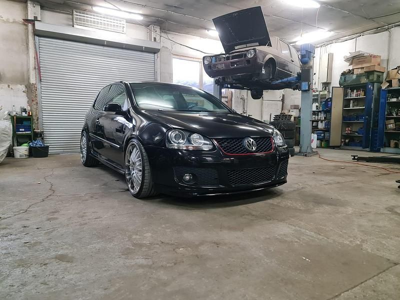 Gebraucht VW Golf VI GTI 305 PS (224 kW) 2008 Schwarz Kleinwagen