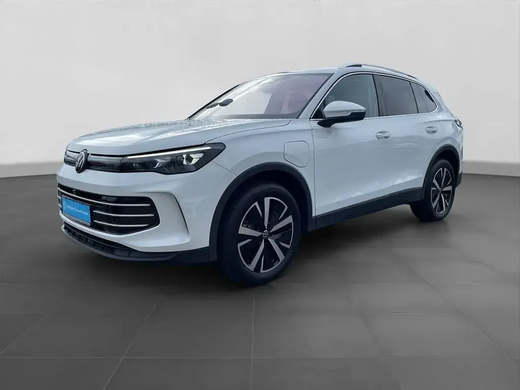 Usata VW Tiguan Elegance 204 CV (150 kW) 2025 Bianco SUV