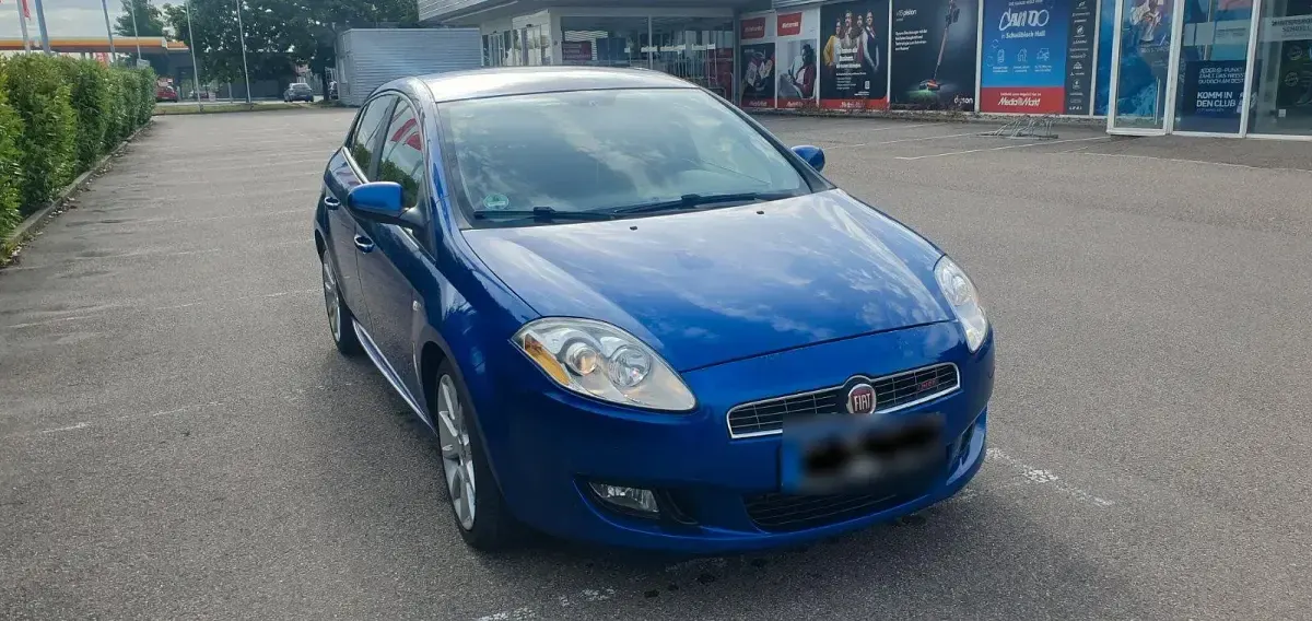 Gebraucht Fiat Bravo Sport 150 PS (110 kW) 2009 Blau Kleinwagen